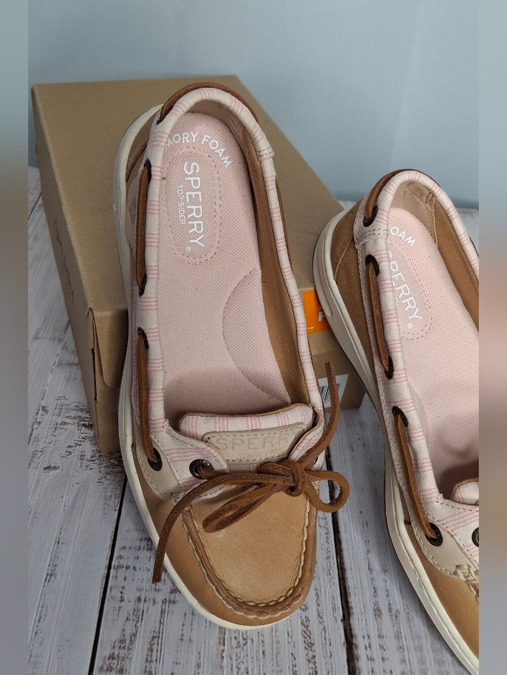 Sperry Angelfish Triclr Multi STS88624 Size 5 Pink Stripe Preppy Memory Foam